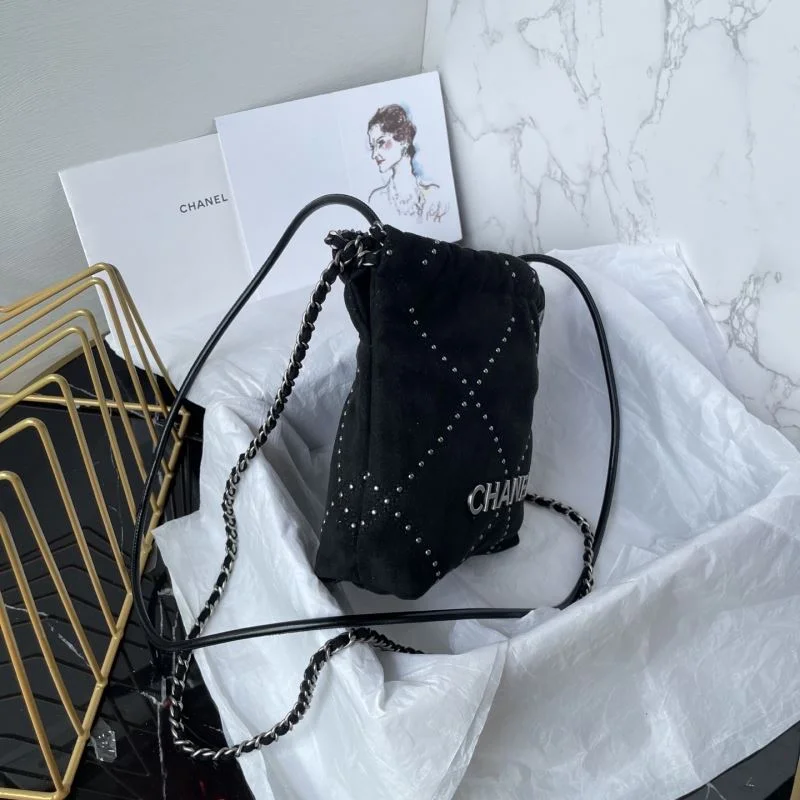 Chanel Shopping Bags Snug 52581