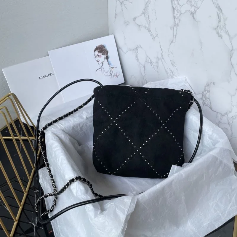 Chanel Shopping Bags Snug 52581