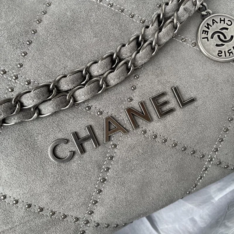 Bright Chanel Shopping Bags 52615