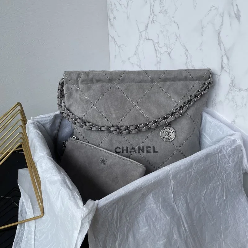 Bright Chanel Shopping Bags 52615