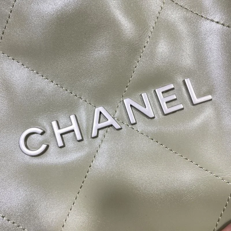 Effortless Chanel Shopping Bags 52664