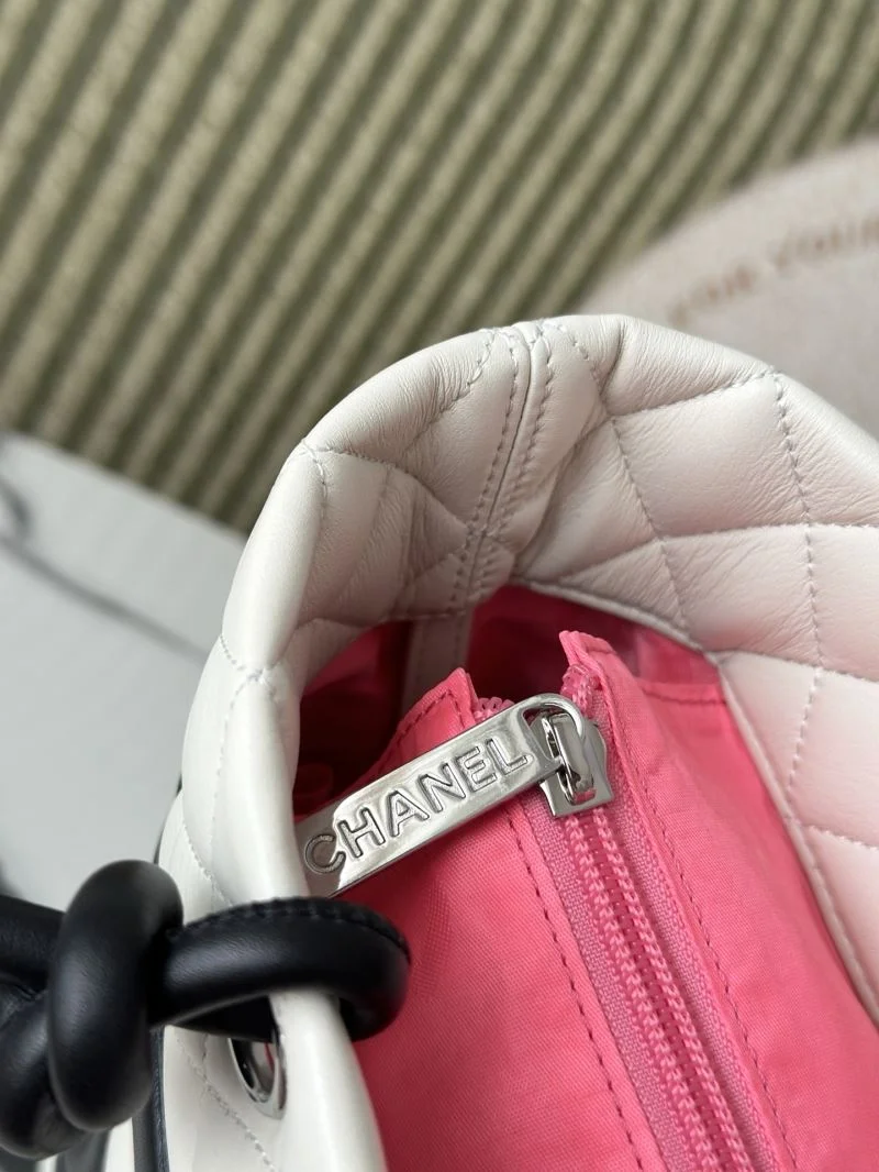 Chanel Shopping Bags FreshLook 52559