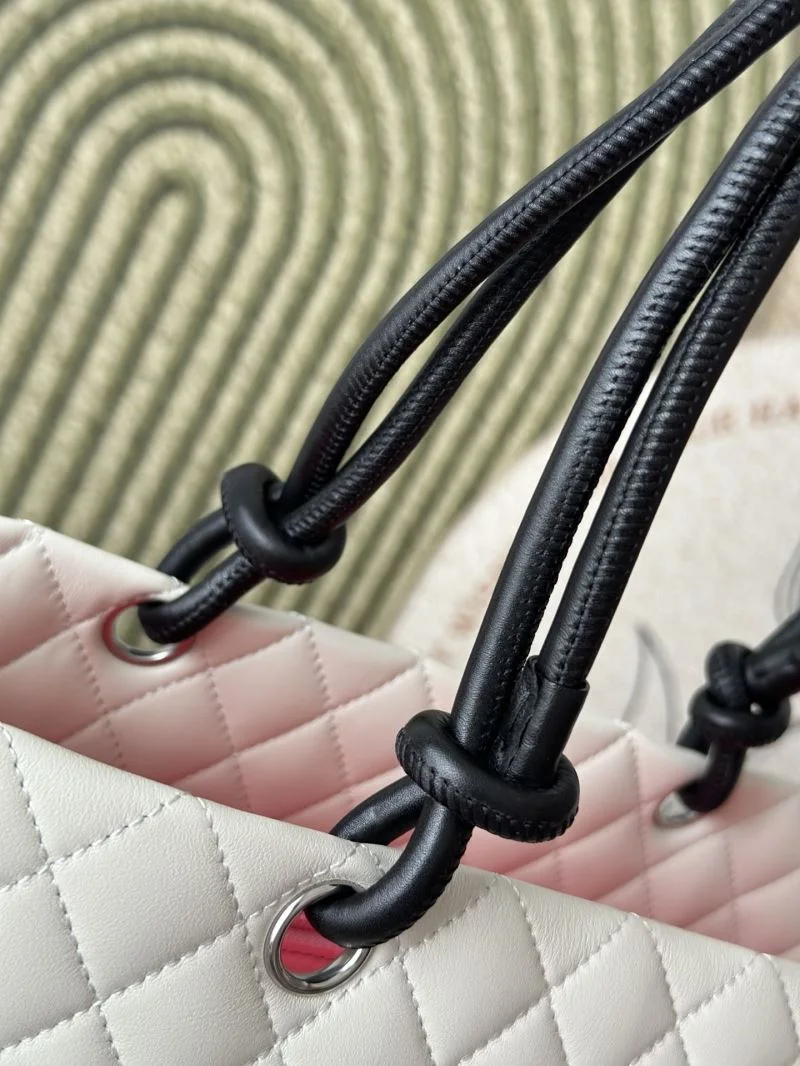Chanel Shopping Bags Premium 52560