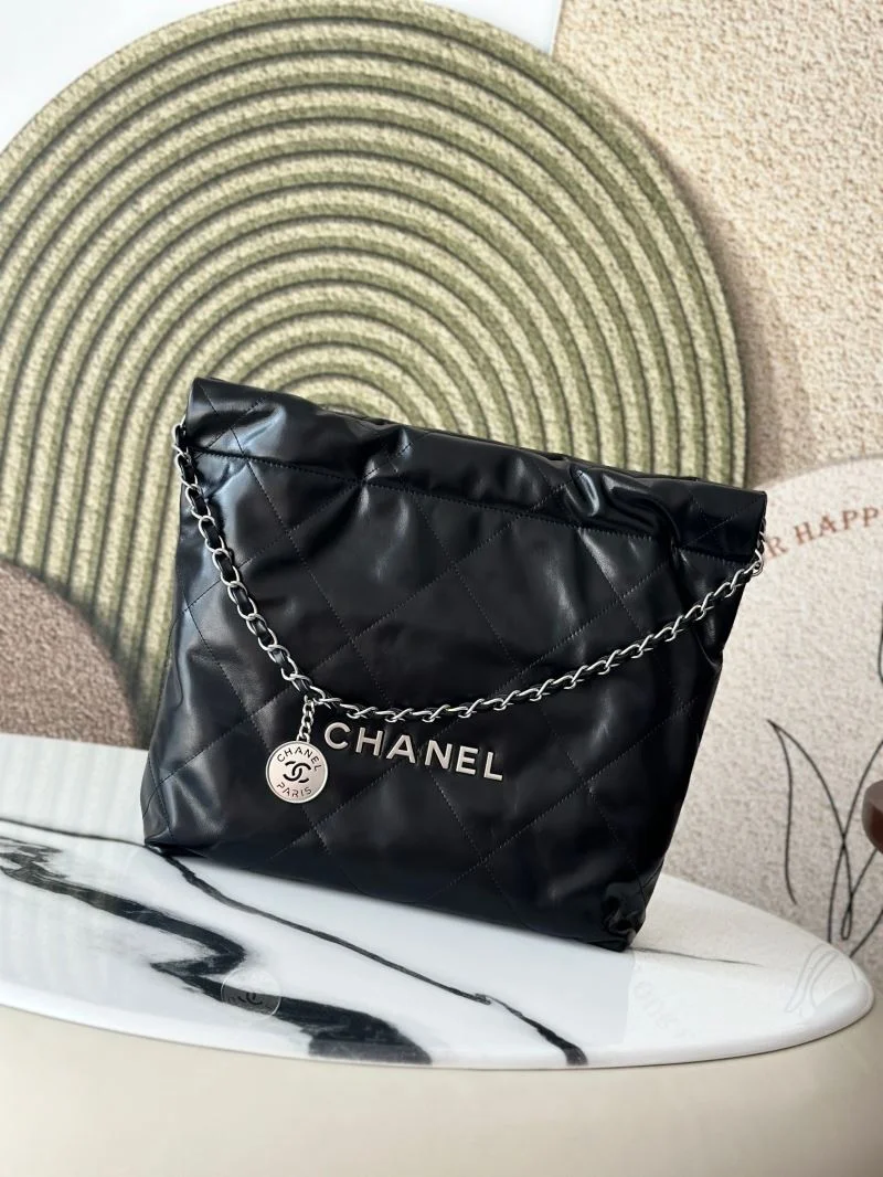 Chanel Shopping Bags ModernLook 52556