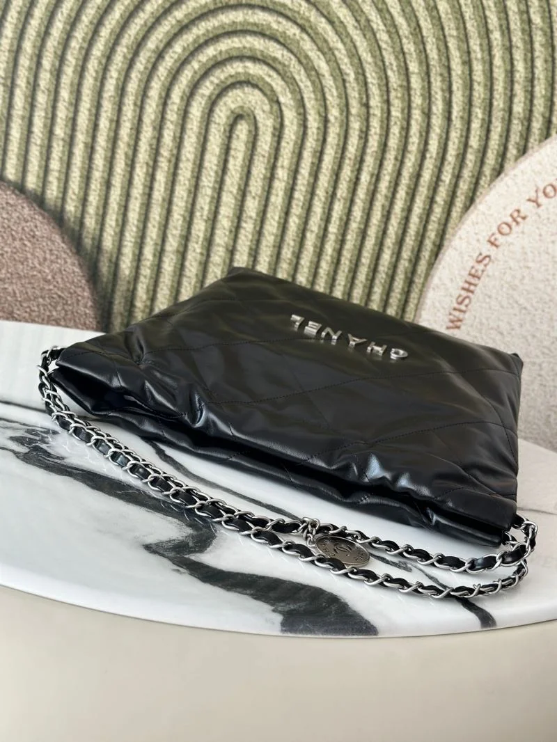 Chanel Shopping Bags ModernLook 52556