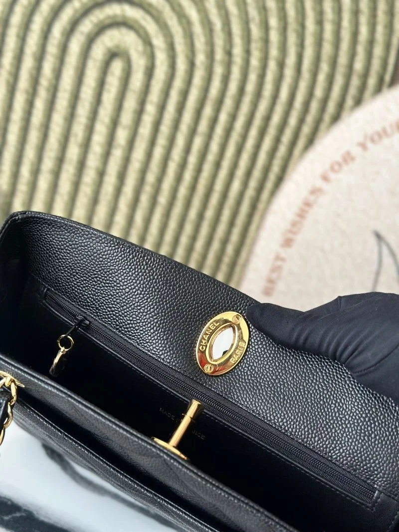 TravelReady Chanel Shopping Bags 52543