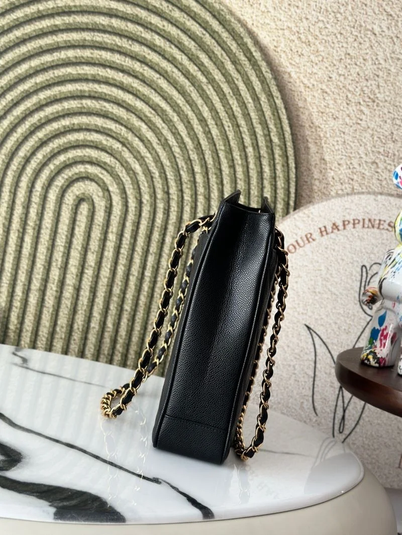 TravelReady Chanel Shopping Bags 52539