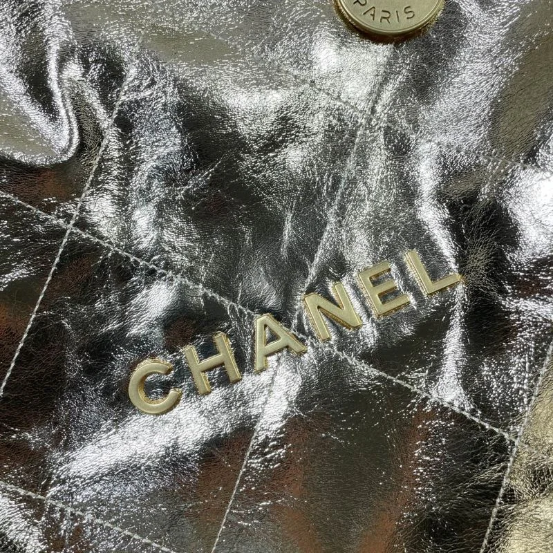 Chanel Shopping Bags ZipUp 52537
