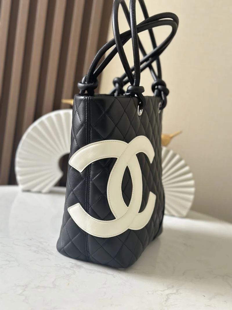 Sleek Chanel Shopping Bags 52538