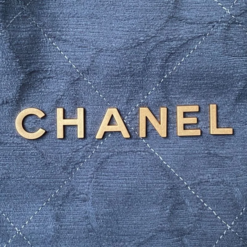 OdorResistant Chanel Shopping Bags 52530