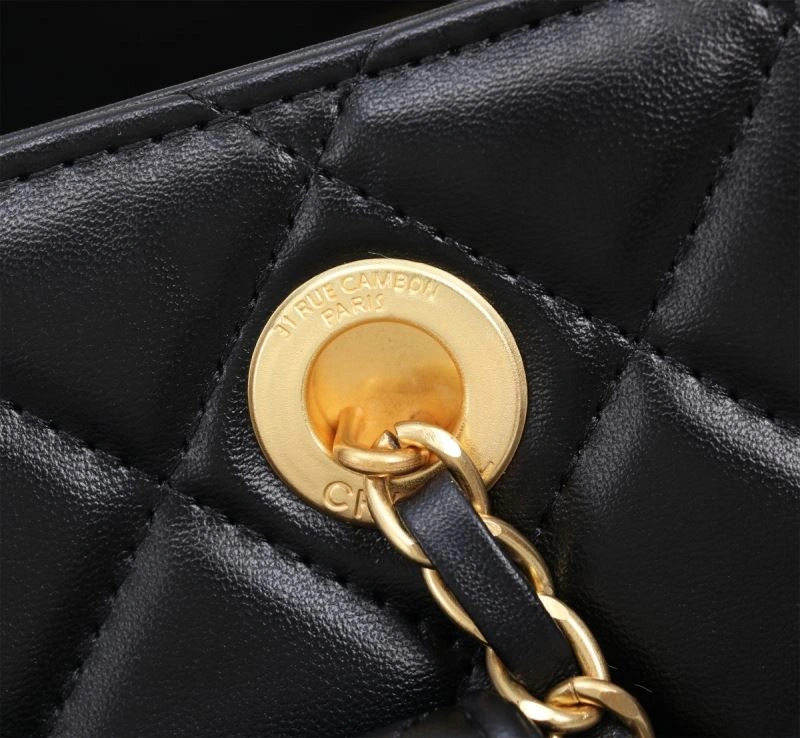 Comfortable Chanel Shopping Bags 86302