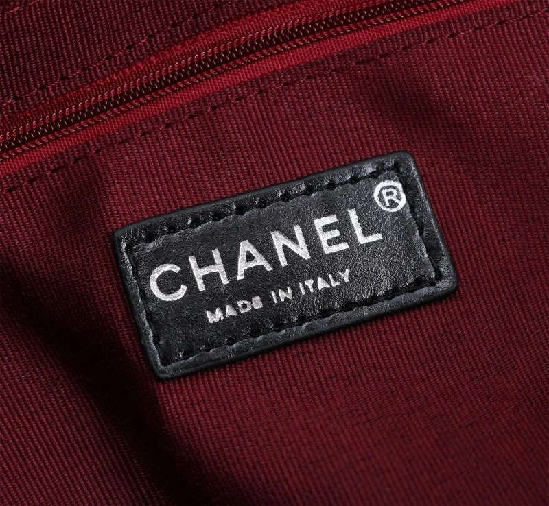 Versatile Chanel Shopping Bags 86295