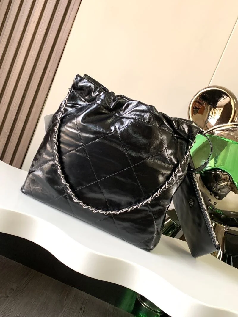Chanel Shopping Bags Vibrant 54812