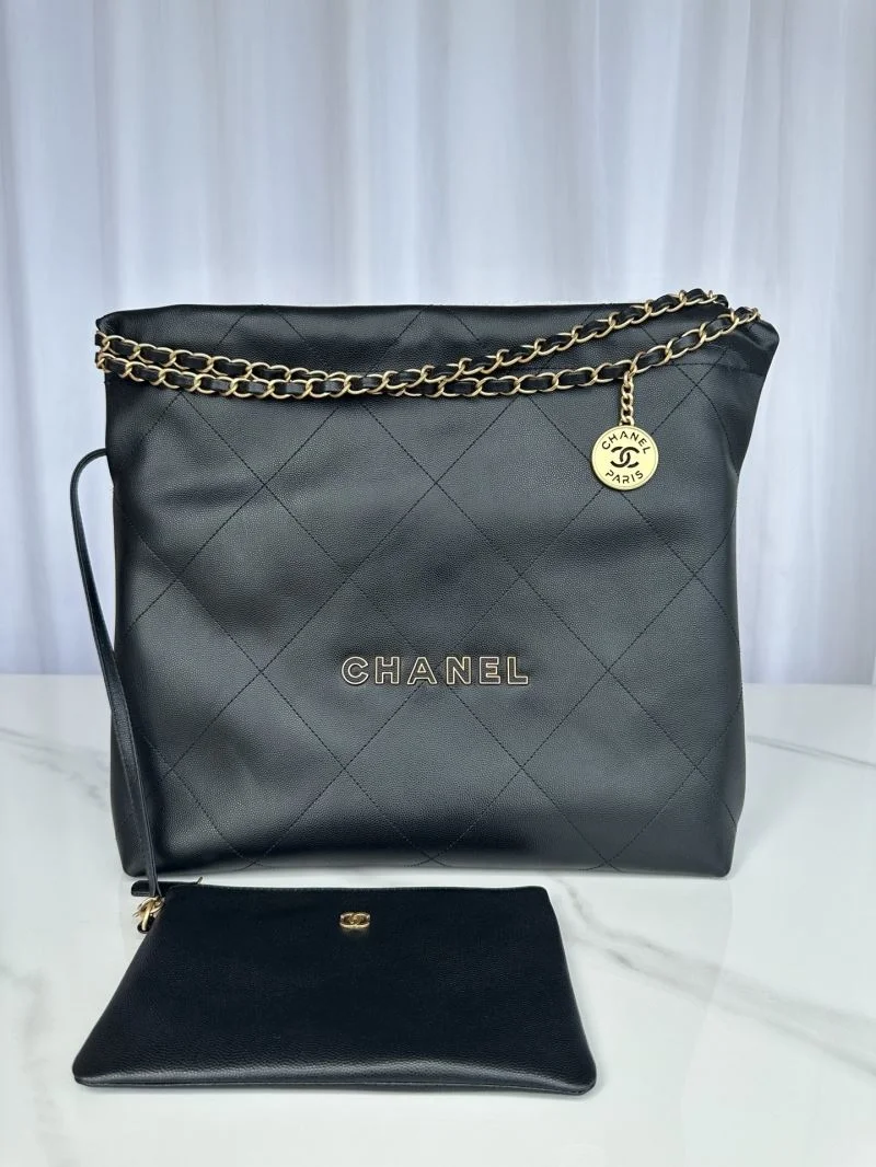 Effortless Chanel Shopping Bags 54863