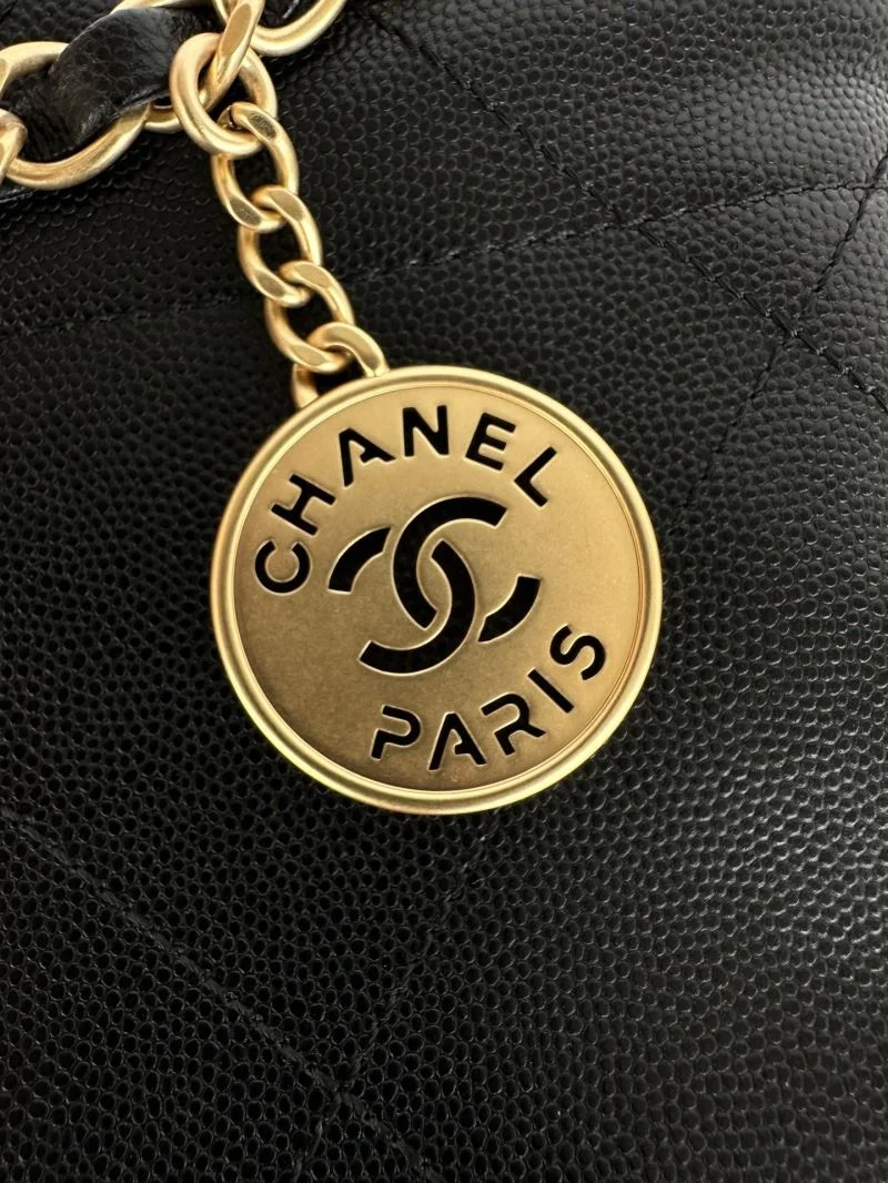 Effortless Chanel Shopping Bags 54863