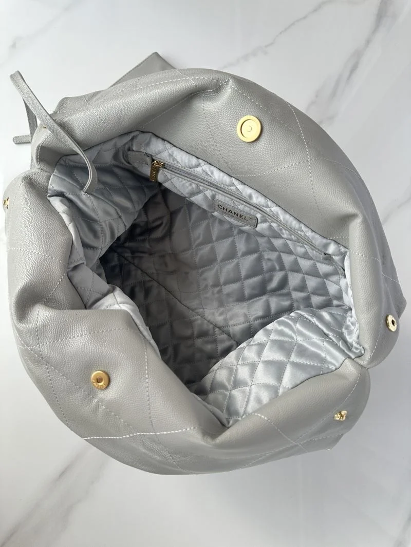 Comfortable Chanel Shopping Bags 54810