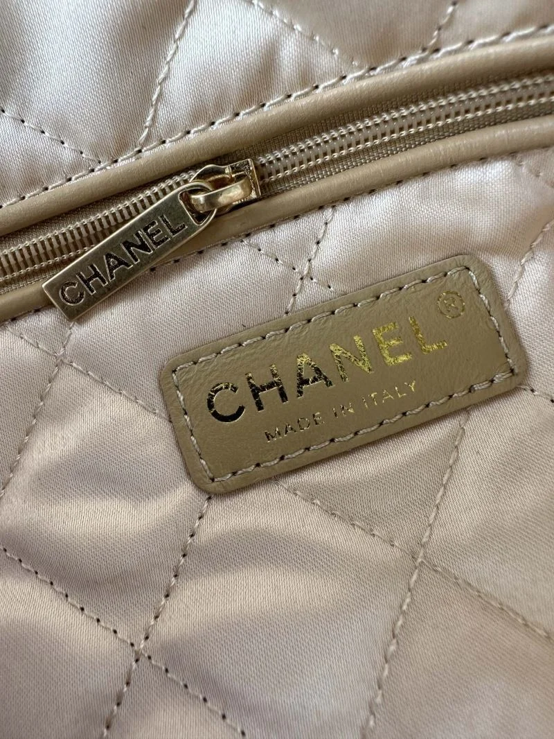 OdorResistant Chanel Shopping Bags 54836