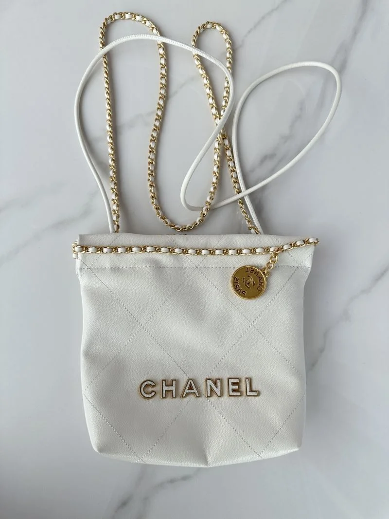 ZipUp Chanel Shopping Bags 54839