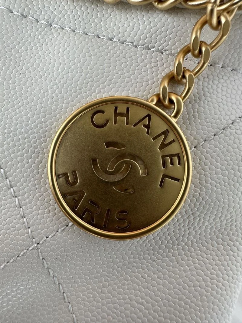 ZipUp Chanel Shopping Bags 54839
