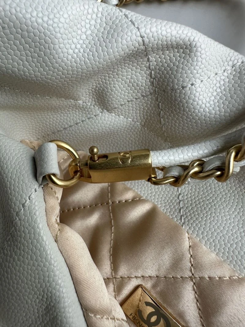 ZipUp Chanel Shopping Bags 54839