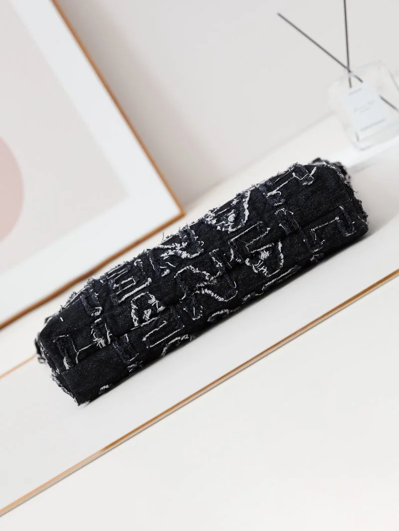 Classic Chanel Shopping Bags 54803