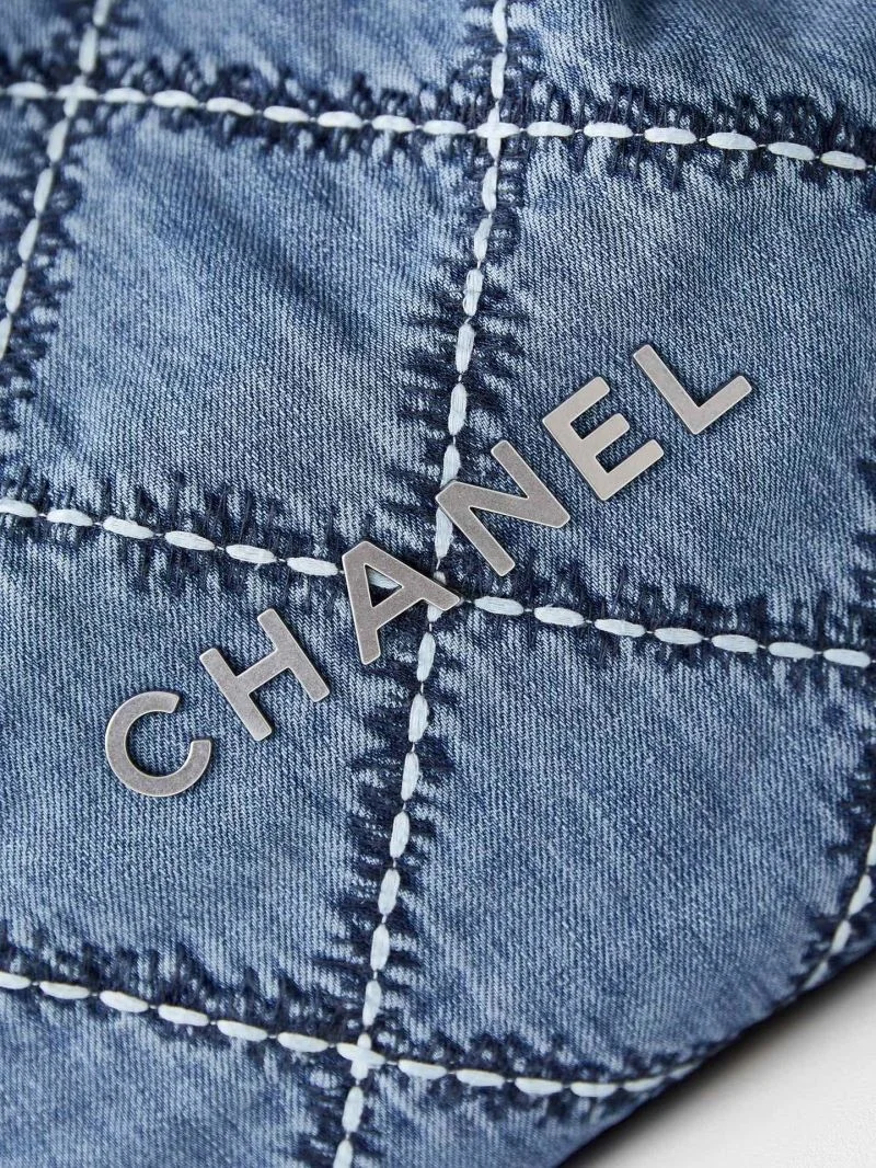 Bright Chanel Shopping Bags 54797