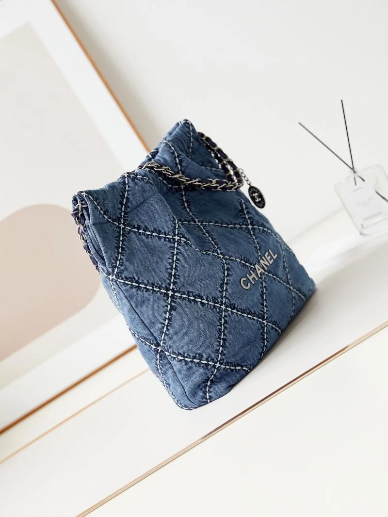 Bright Chanel Shopping Bags 54797