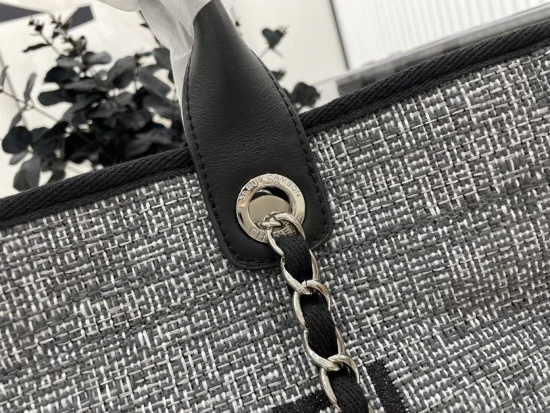 Chanel Shopping Bags FreshLook 54815