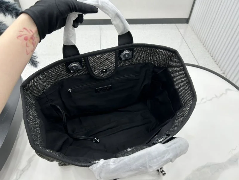 Premium Chanel Shopping Bags 54819