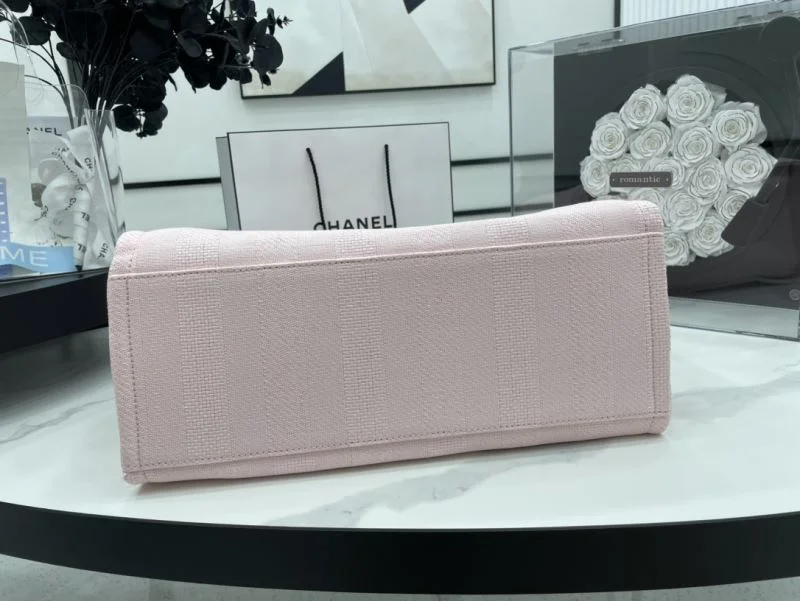 Chanel Shopping Bags UrbanChic 54788