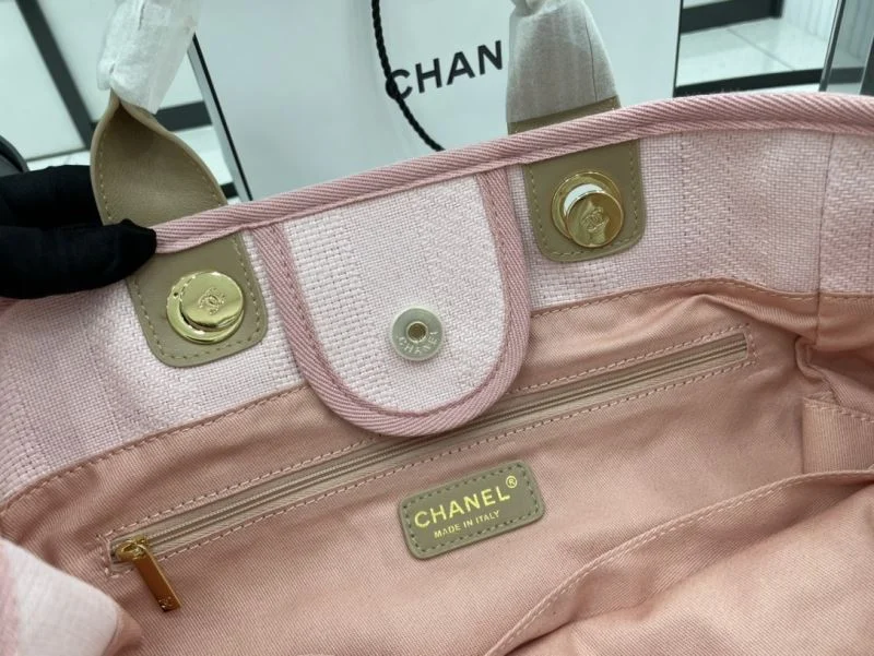 Chanel Shopping Bags UrbanChic 54788