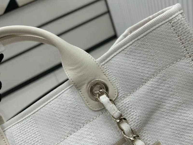 Sporty Chanel Shopping Bags 54778