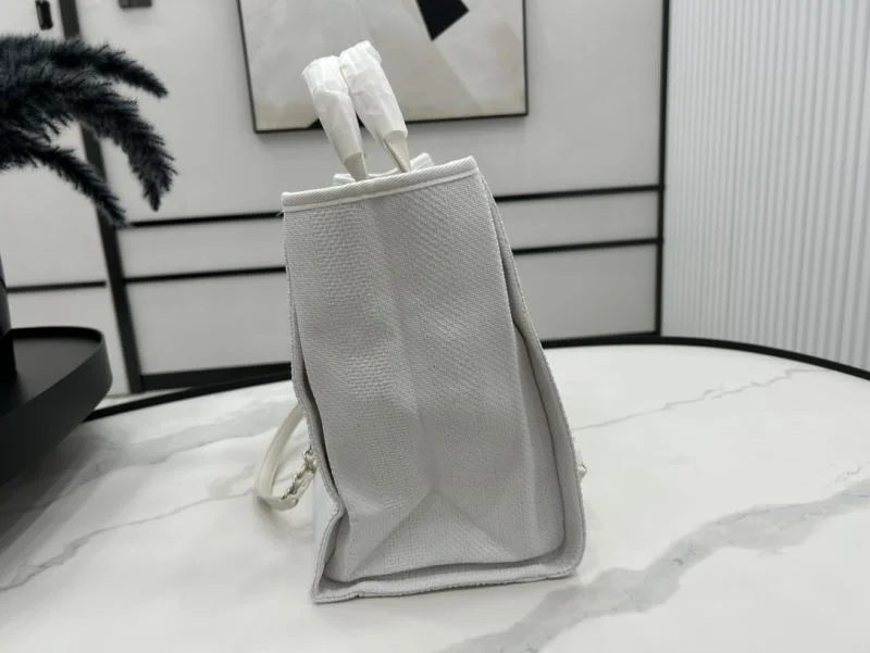 Sporty Chanel Shopping Bags 54778
