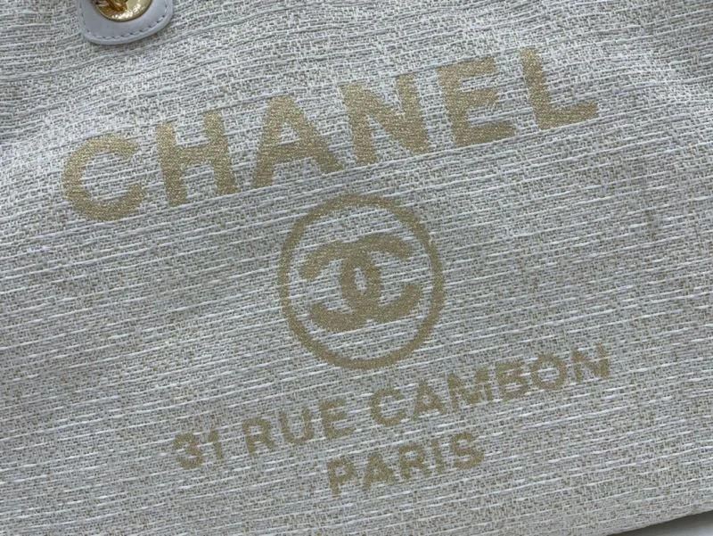 Bright Chanel Shopping Bags 54771