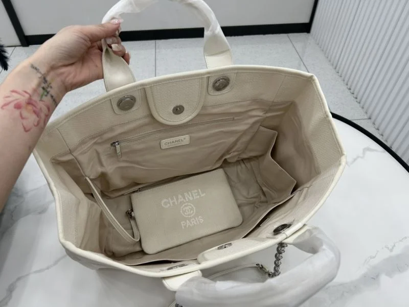 Casual Chanel Shopping Bags 54767