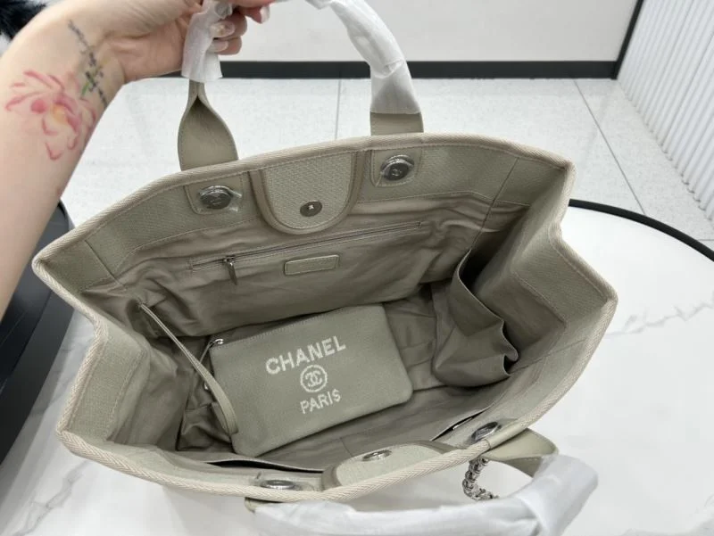 Chanel Shopping Bags OdorResistant 54761