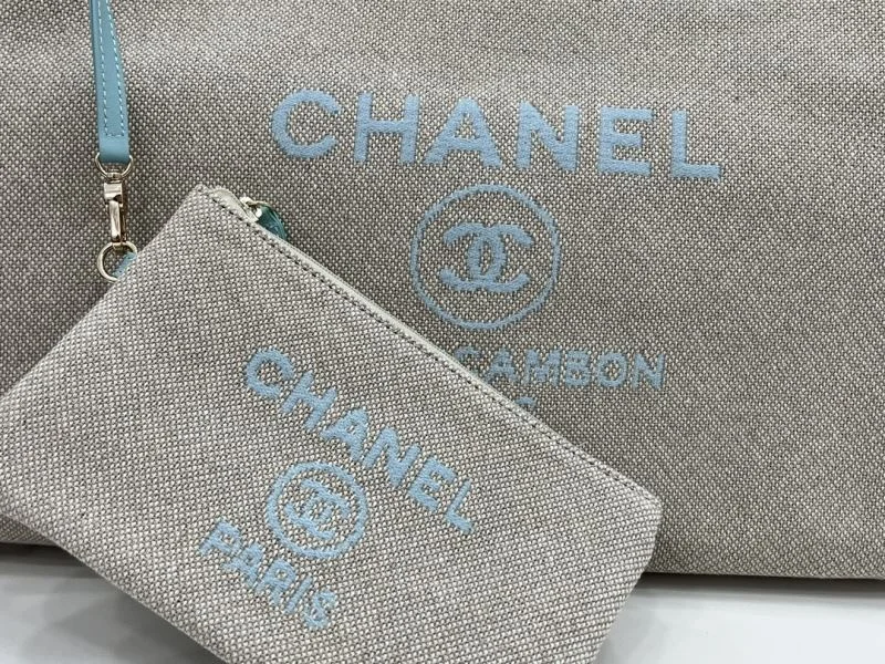 Neat Chanel Shopping Bags 54820