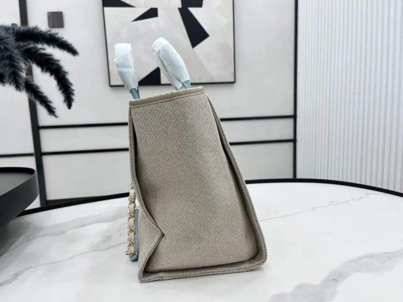 Neat Chanel Shopping Bags 54820