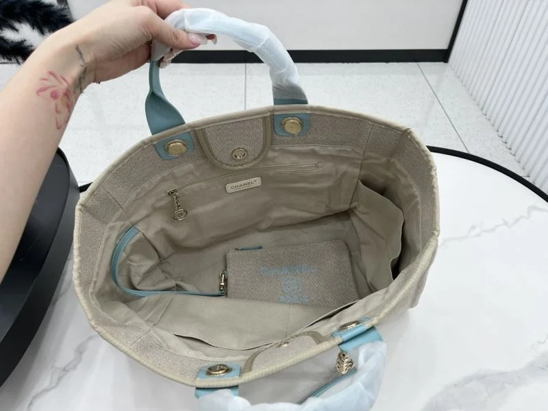 Neat Chanel Shopping Bags 54820