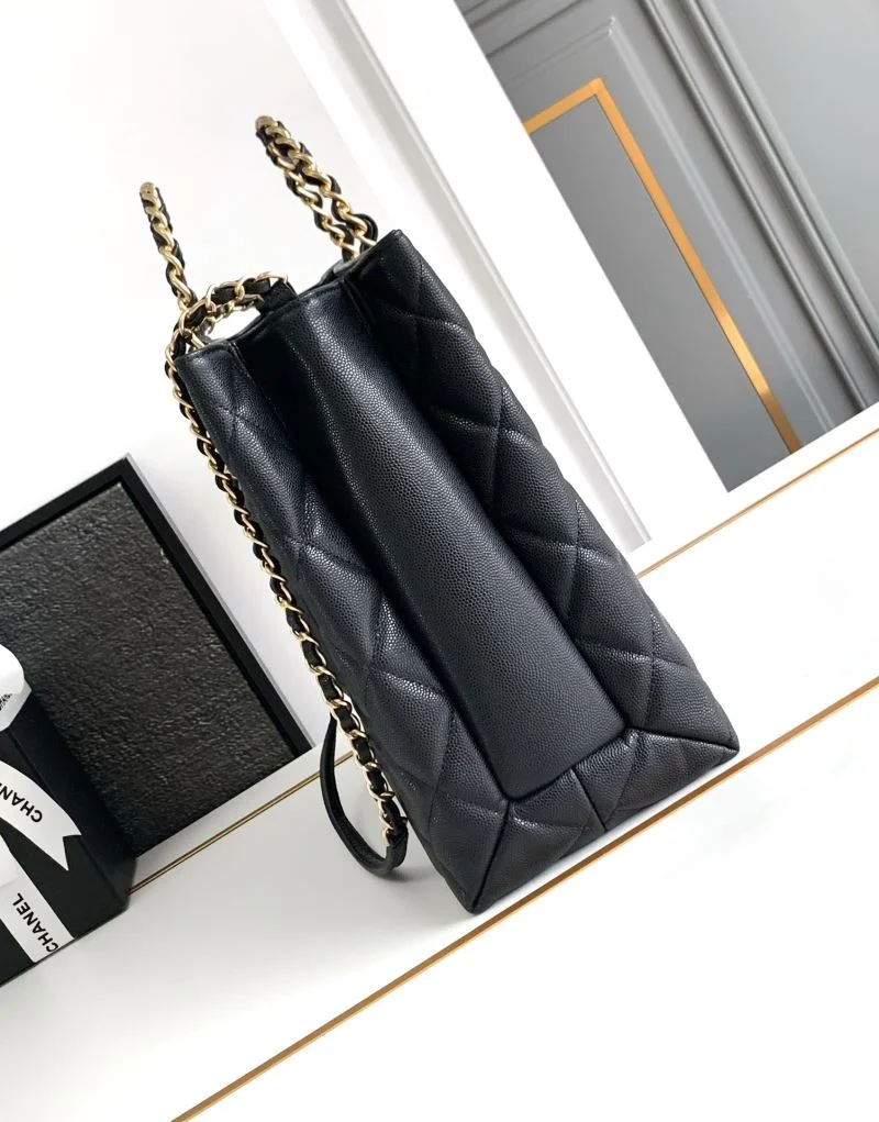 Minimalist Chanel Shopping Bags 54754