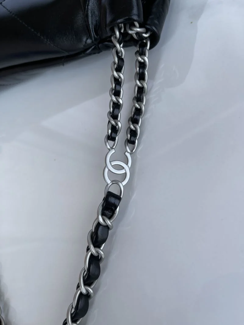 Contemporary Chanel Shopping Bags 54751