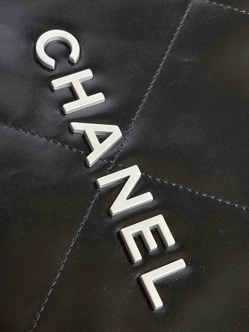 Contemporary Chanel Shopping Bags 54751