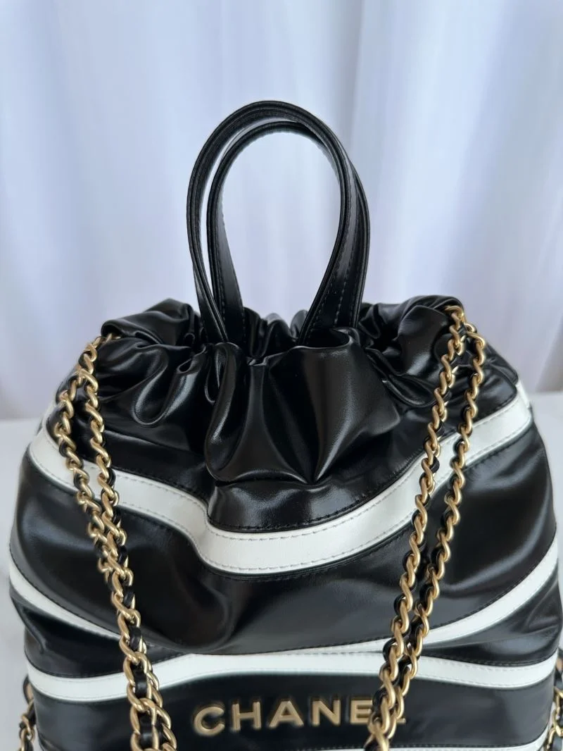 Trendsetting Chanel Shopping Bags 54862