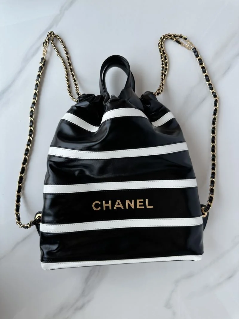 Trendsetting Chanel Shopping Bags 54862