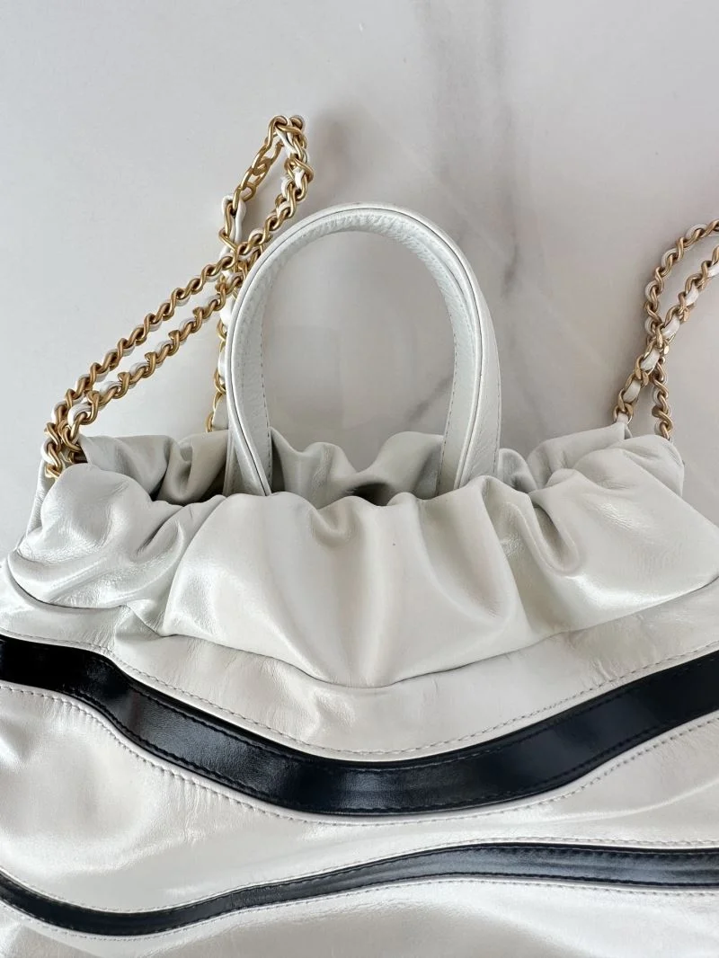 Tailored Chanel Shopping Bags 54746
