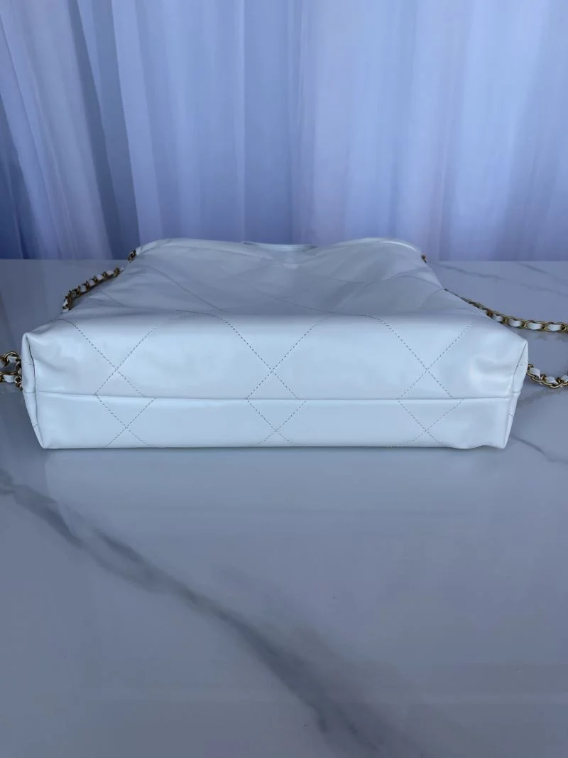 Tailored Chanel Shopping Bags 54739