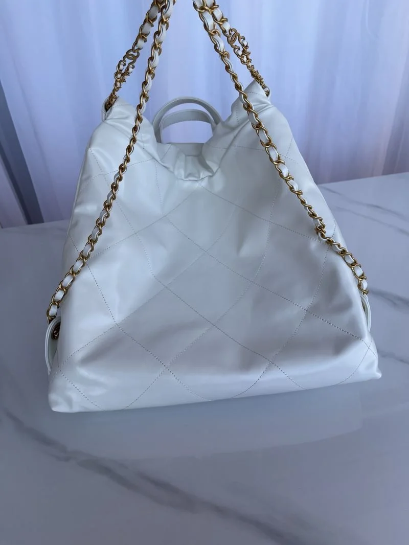 Tailored Chanel Shopping Bags 54739