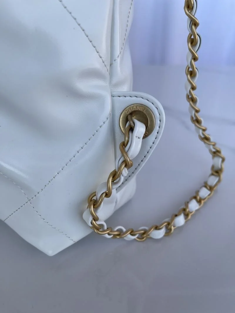 Tailored Chanel Shopping Bags 54739
