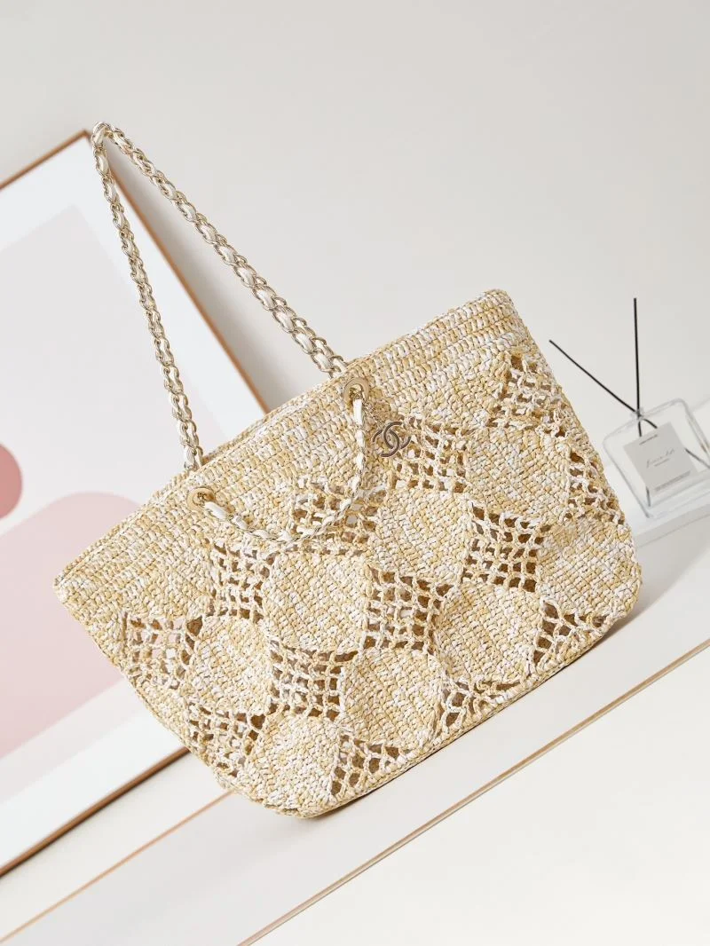 Compact Chanel Shopping Bags 54738