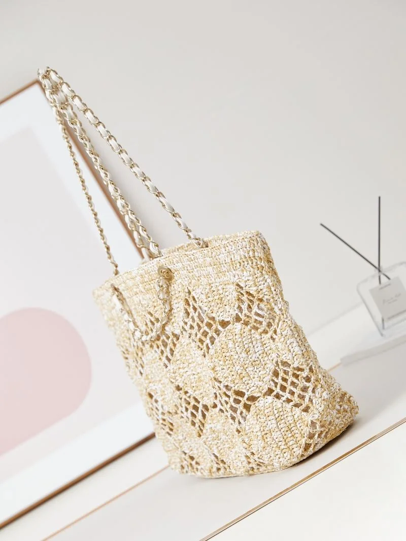 Compact Chanel Shopping Bags 54738